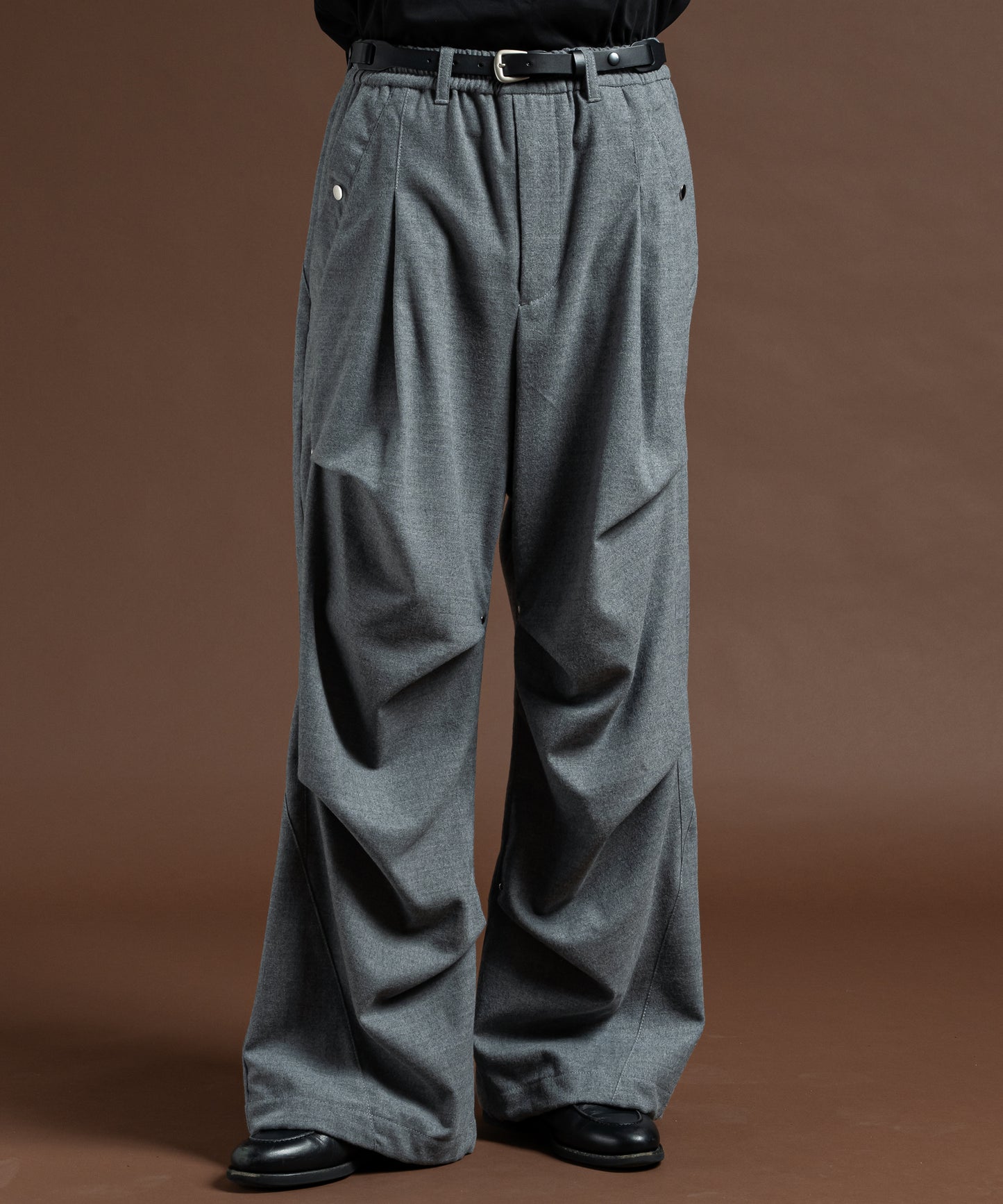 TACK DRAPE EASY PANTS