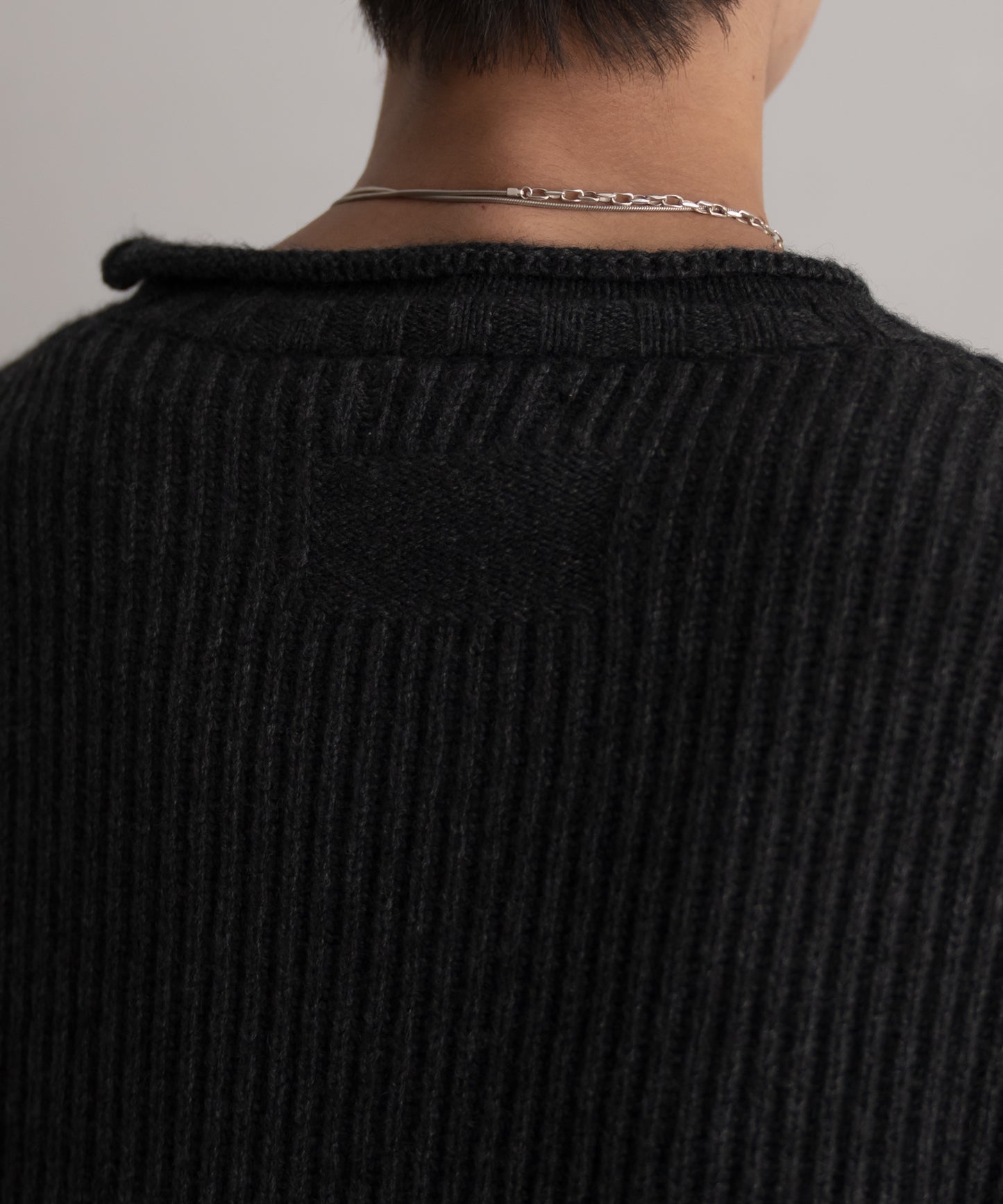 COMFORT BLEND YARN LOOSE FIT SWEATER