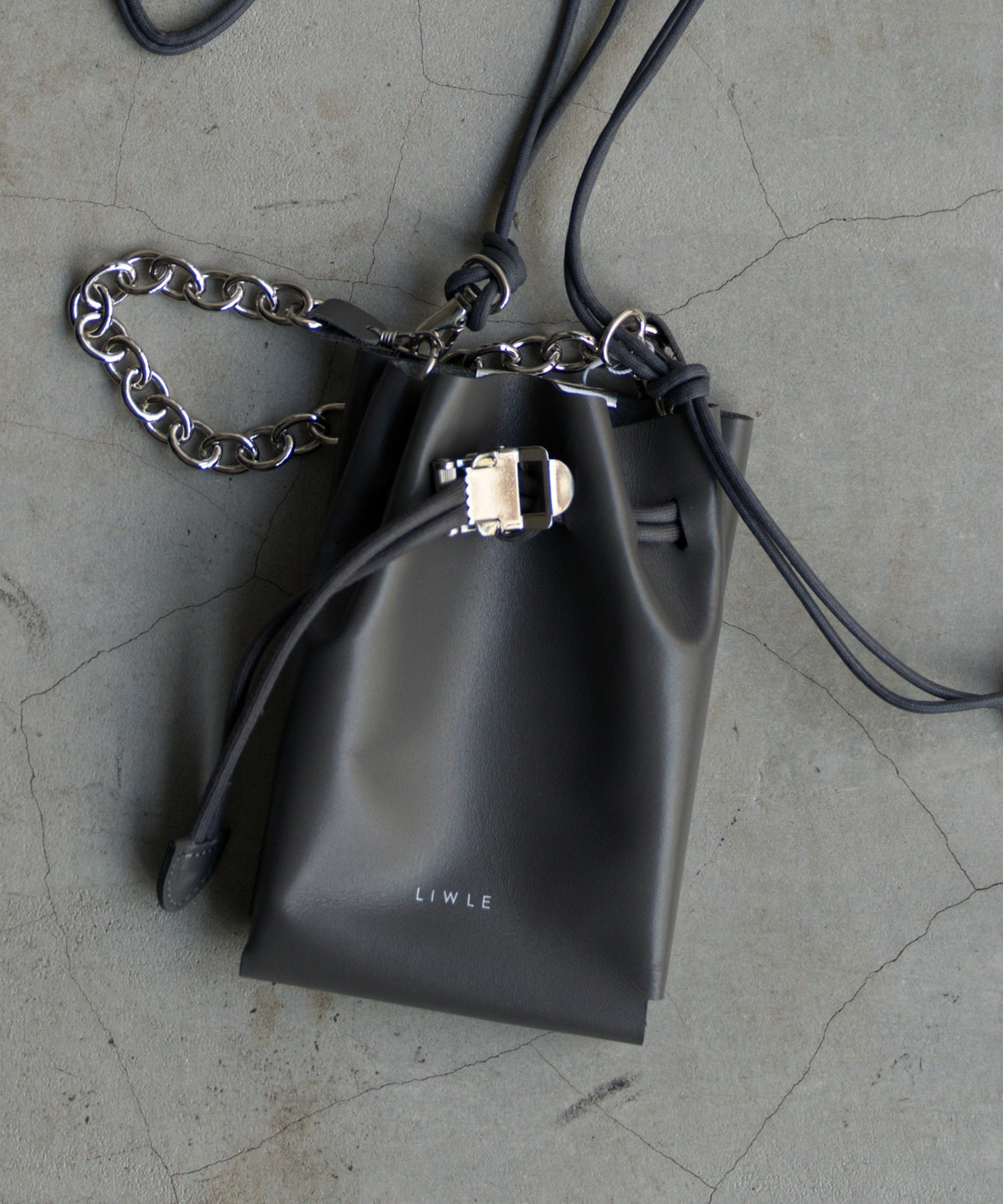 Float Pouch M 2.0