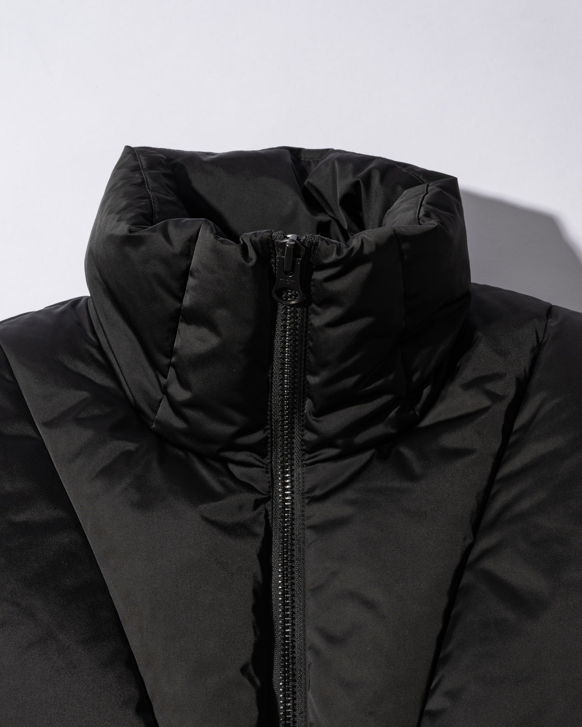 CONSTRUCTIVE STAND DOWNBLOUSON