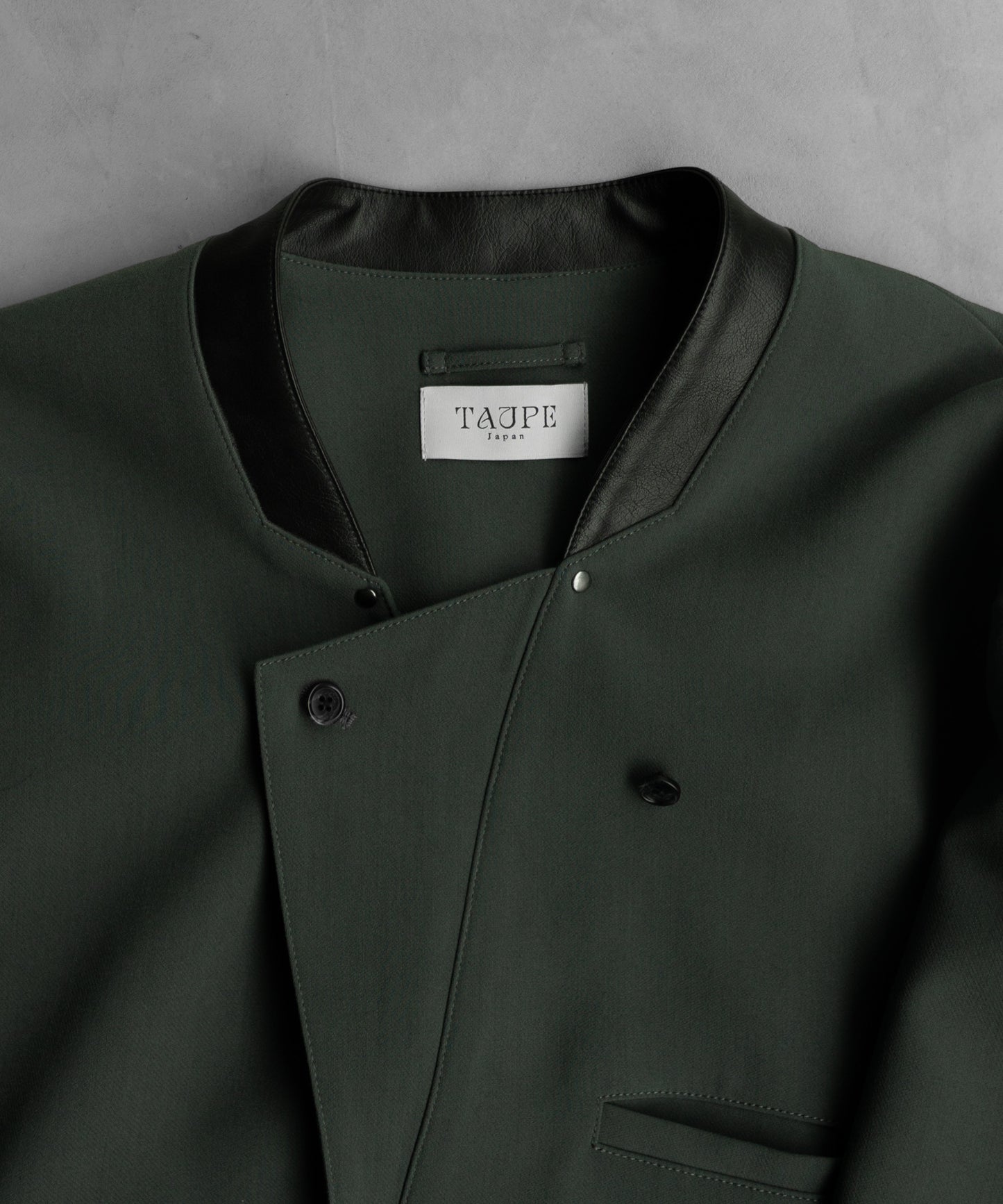 COLLARLESS ZIP JACKET