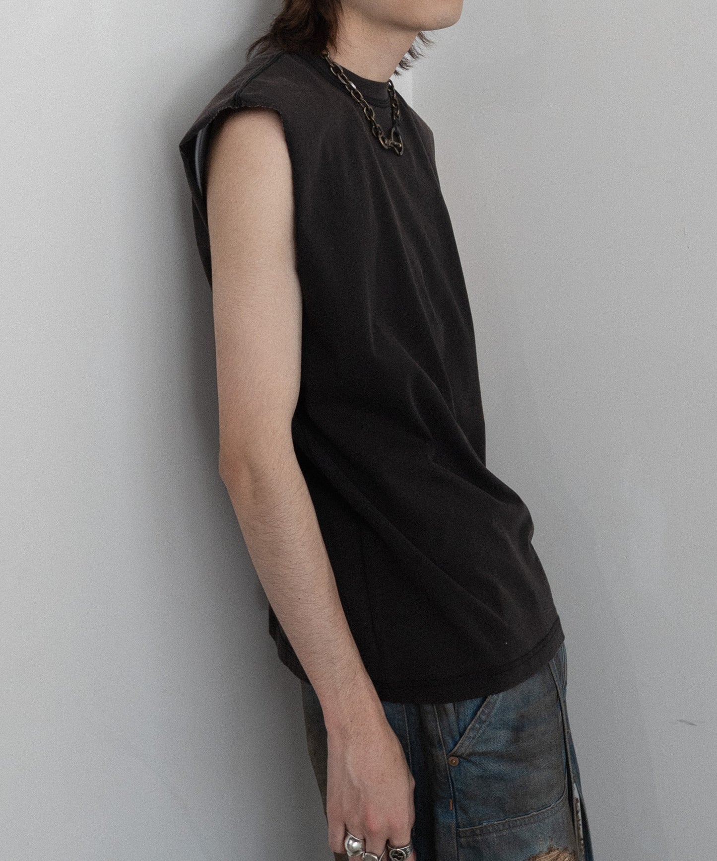 Frosted Sleeve Less Tee