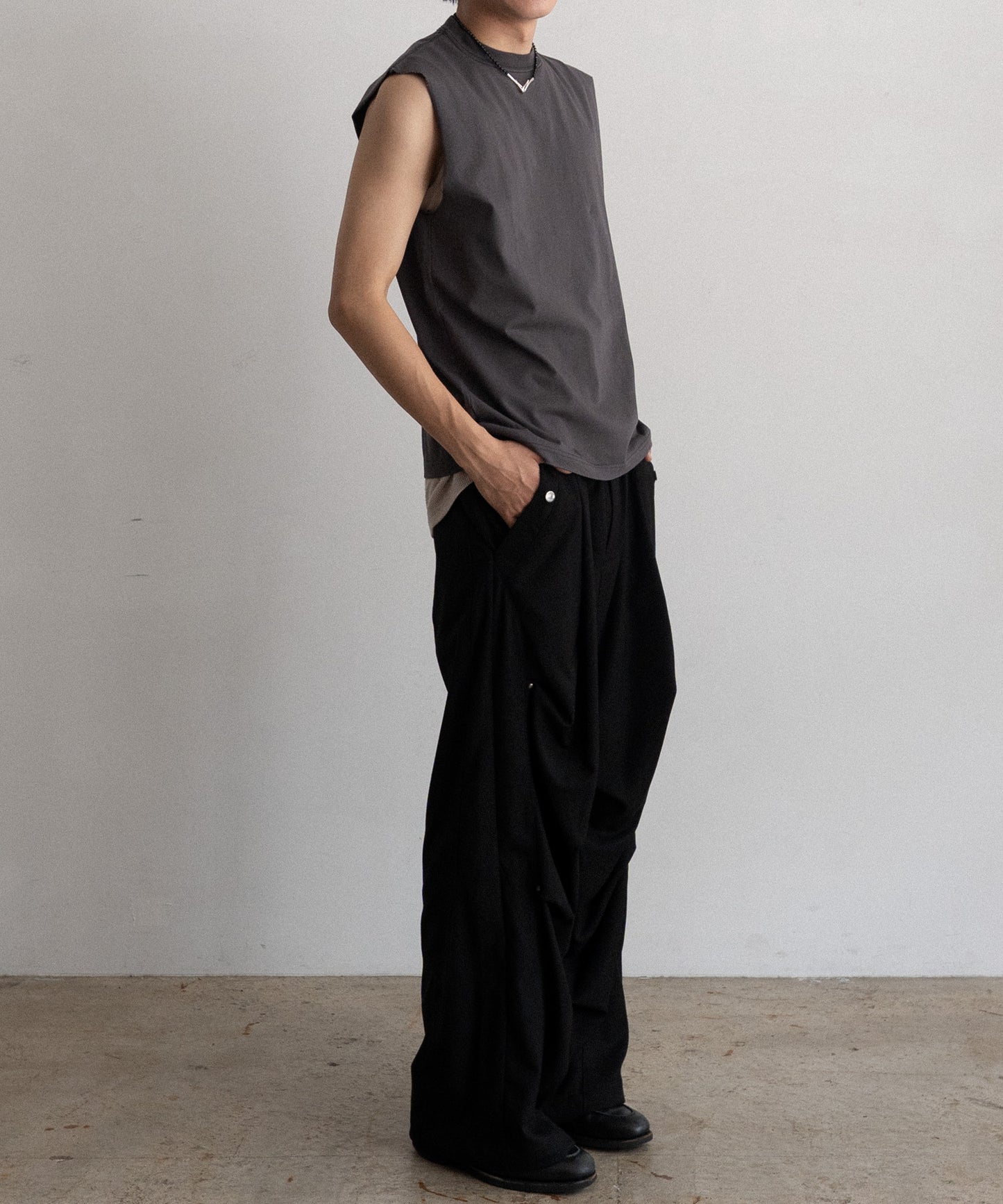 Frosted Sleeve Less Tee