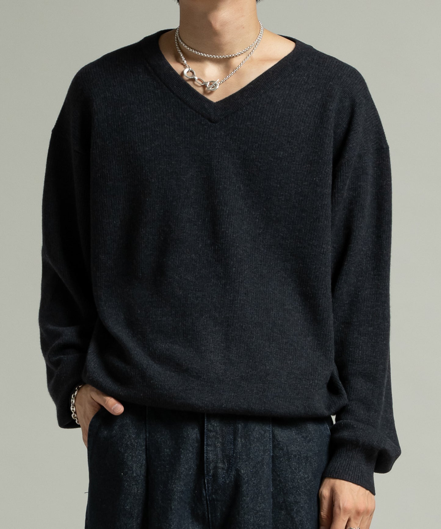 V neck Pullover
