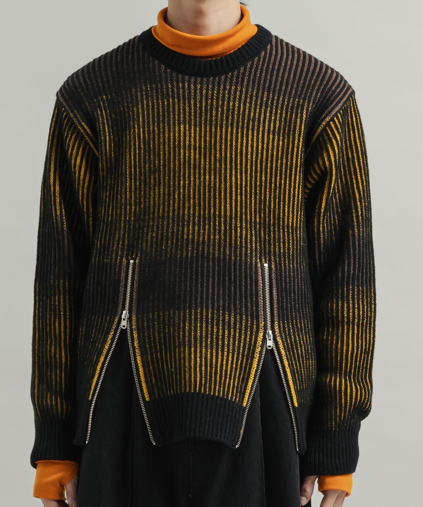 GRADATION ZIP CREW KNIT
