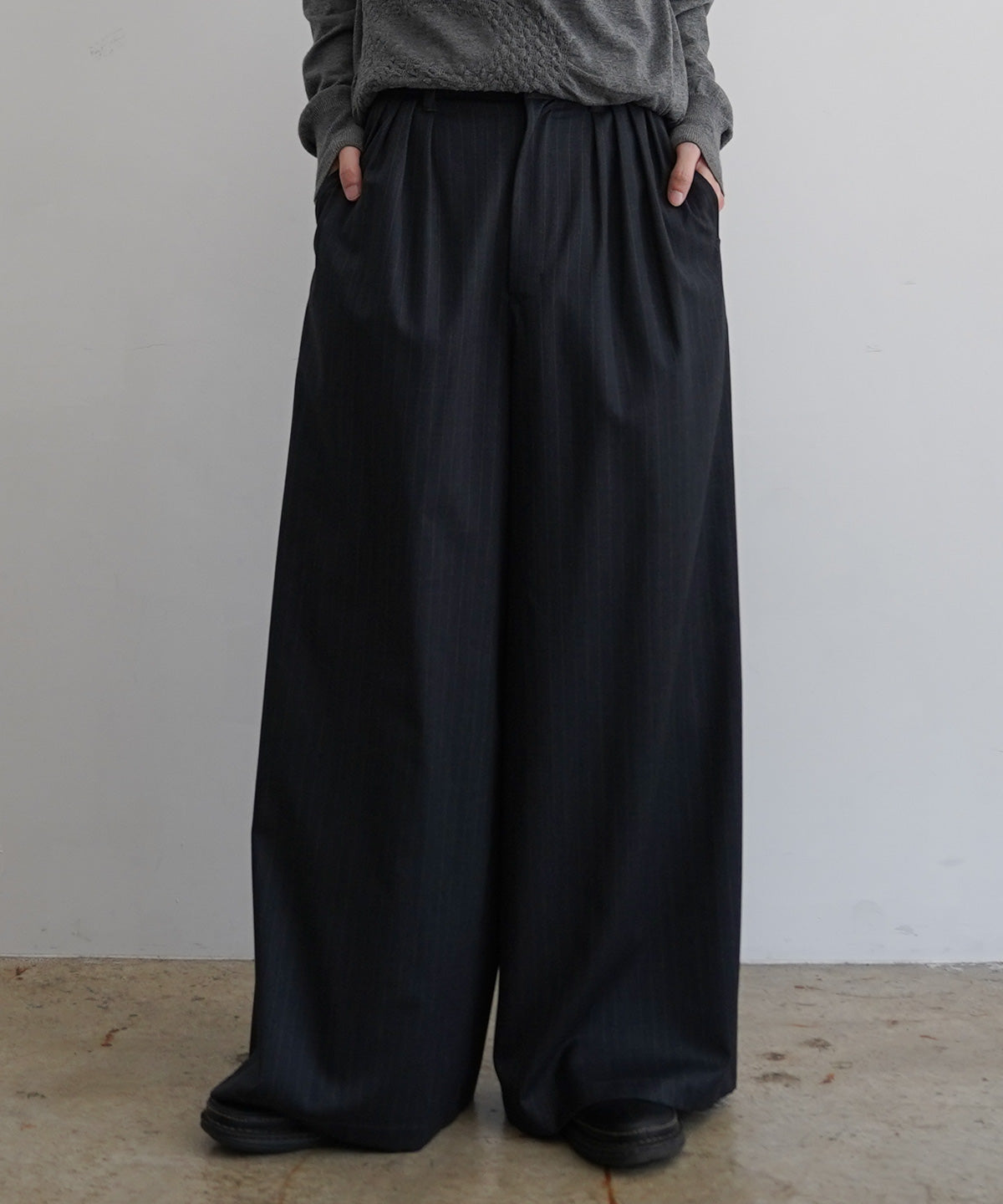 EXTREME WIDE EASY PANTS
