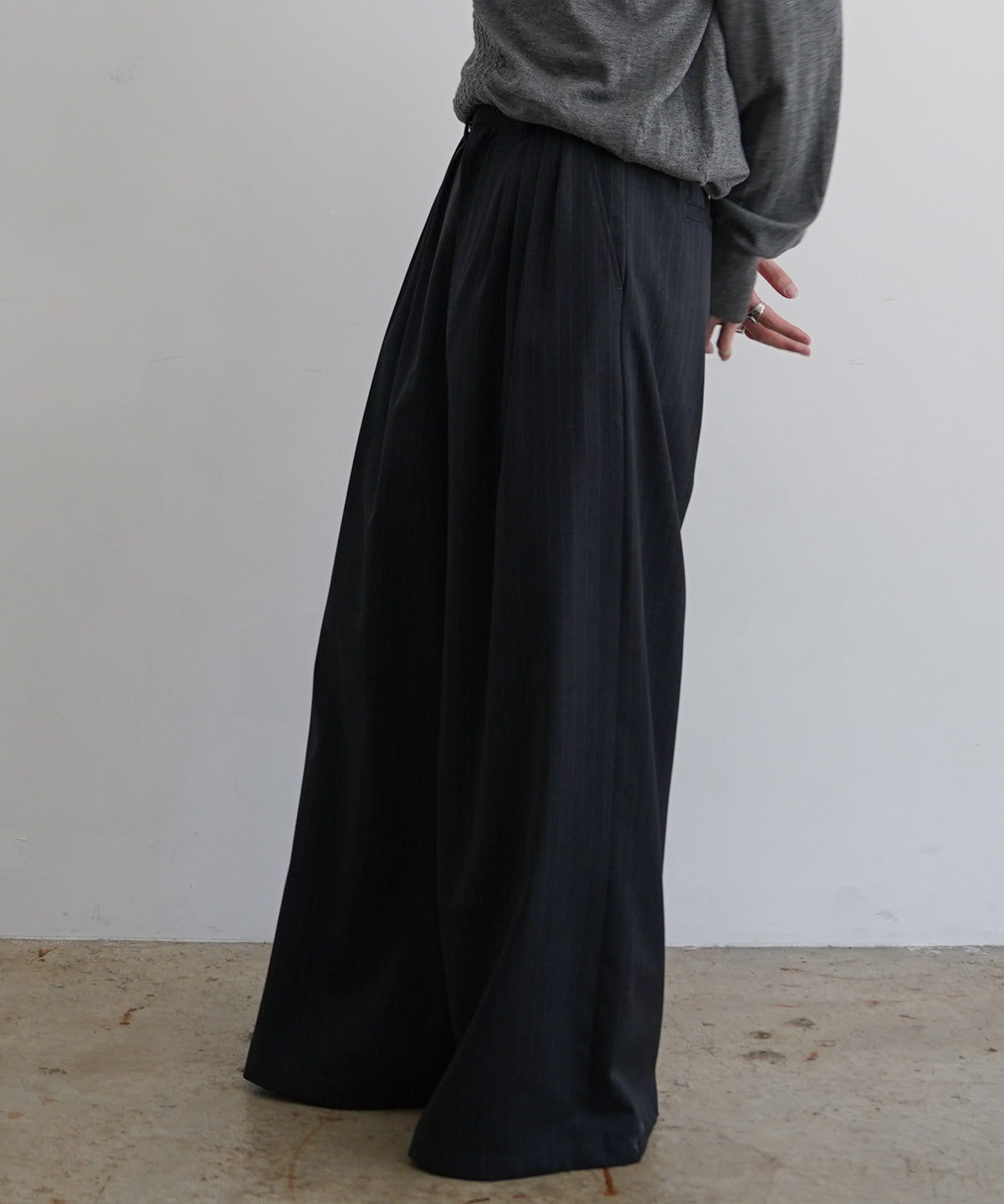 EXTREME WIDE EASY PANTS