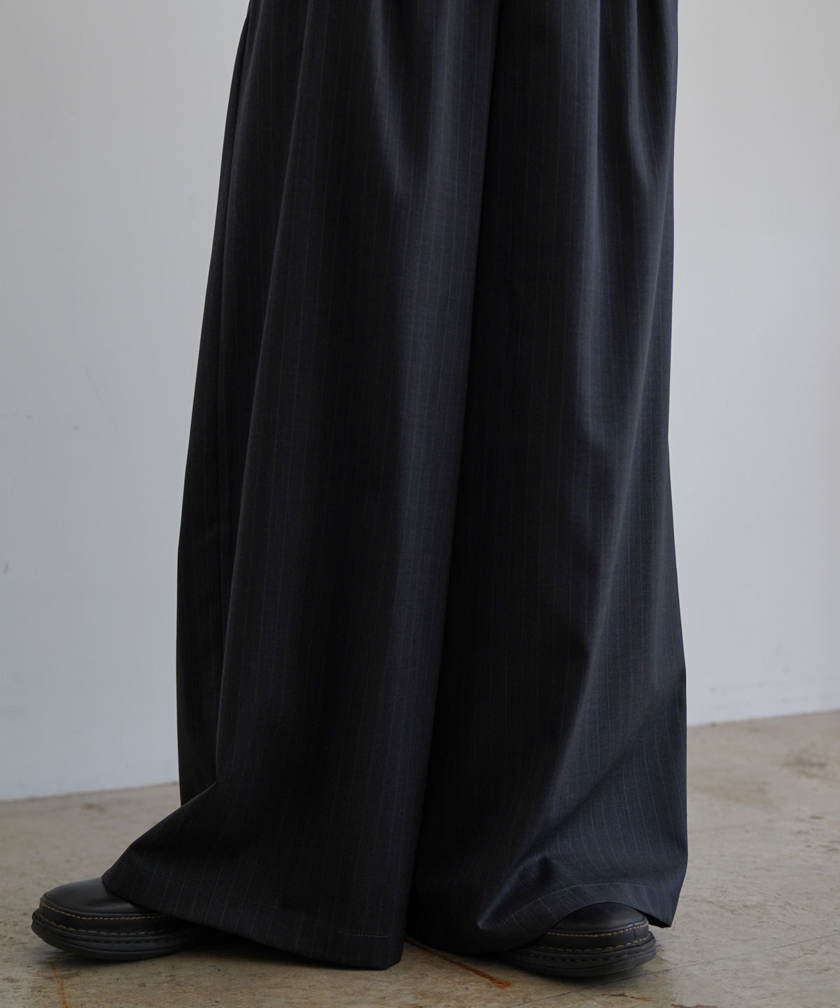 EXTREME WIDE EASY PANTS