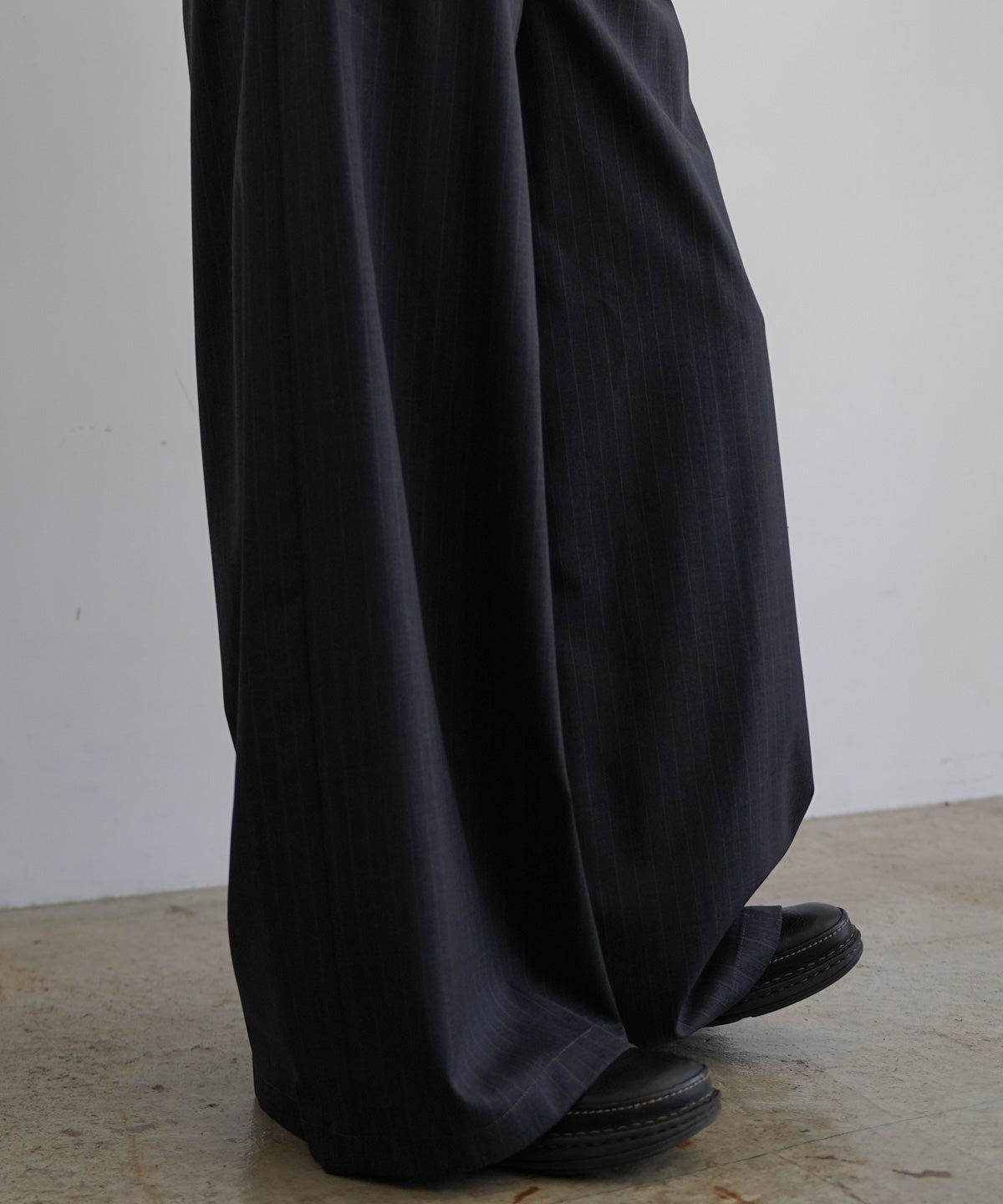 EXTREME WIDE EASY PANTS