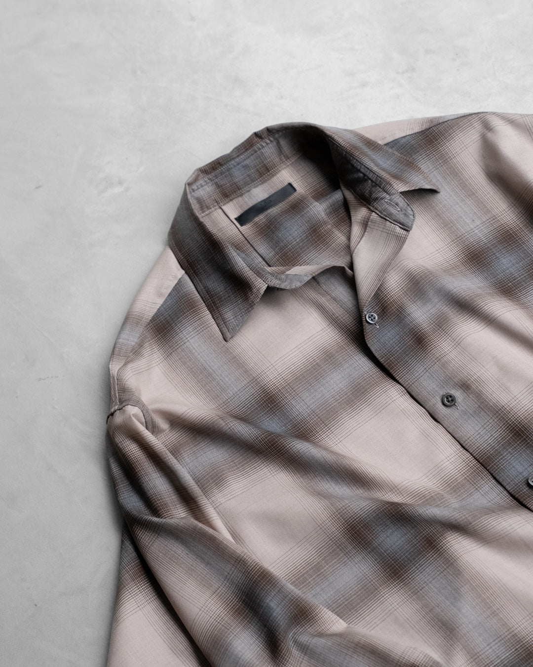 LIGHTWEIGHT OMBRE CHECK SHIRT