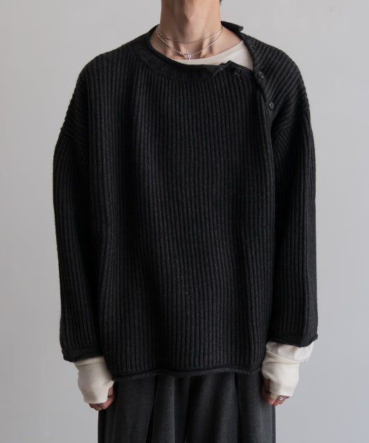 COMFORT BLEND YARN LOOSE FIT SWEATER