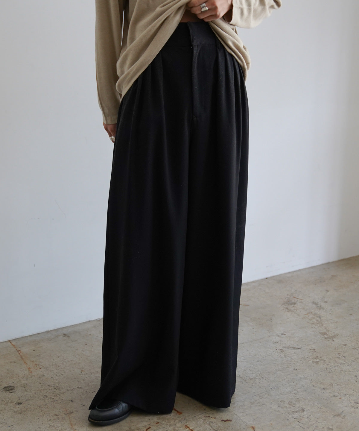 EXTREME WIDE EASY PANTS