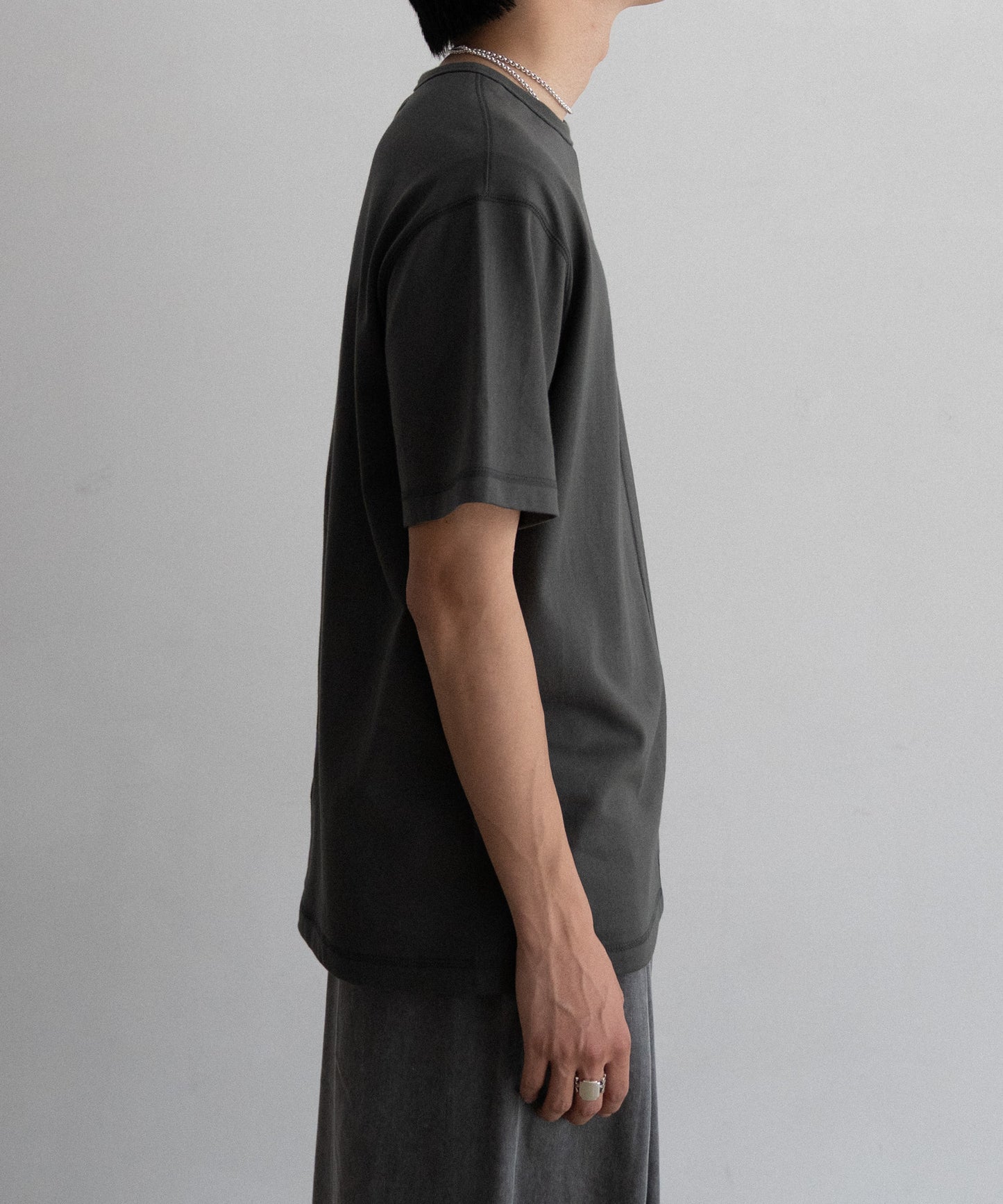 SIGNATURE TEE