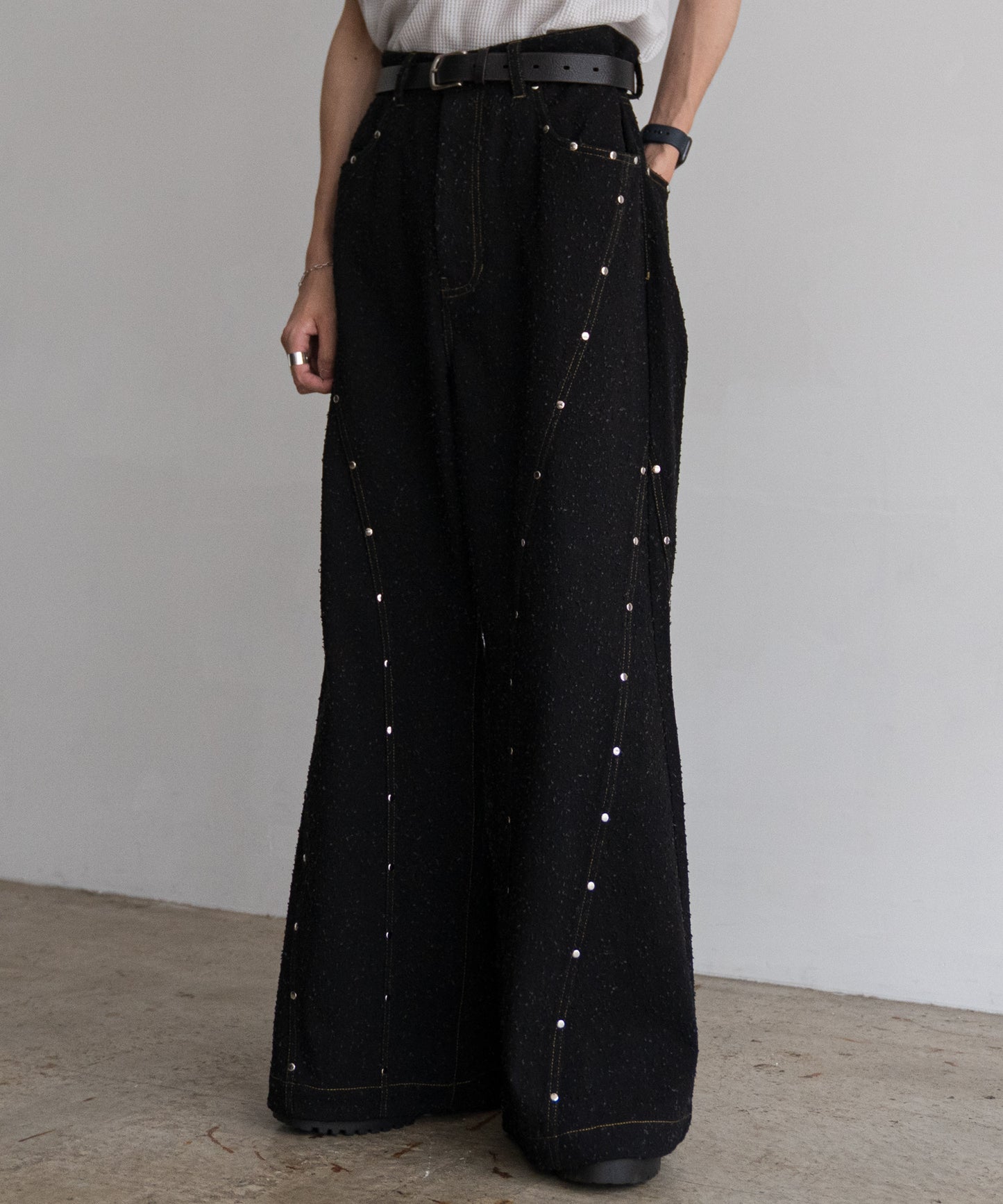 STUDS JQ DENIM PANTS