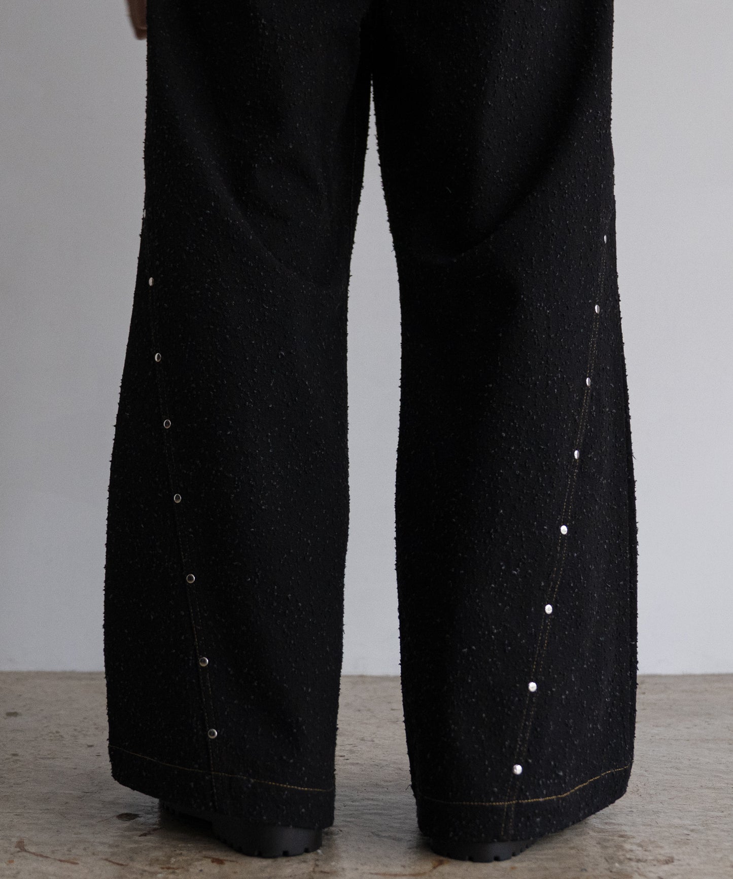 STUDS JQ DENIM PANTS