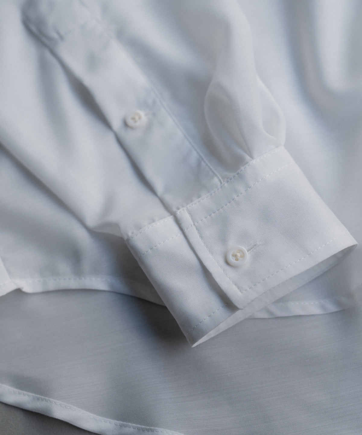 SHEER LIGHT SHIRT