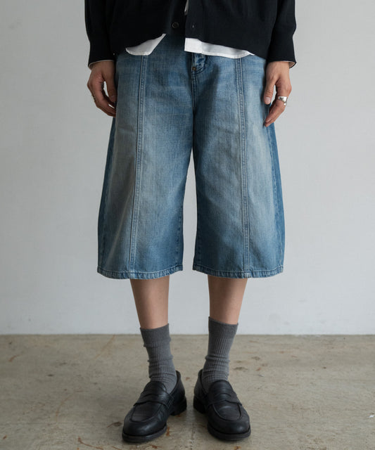 DENIM HALF SHORTS