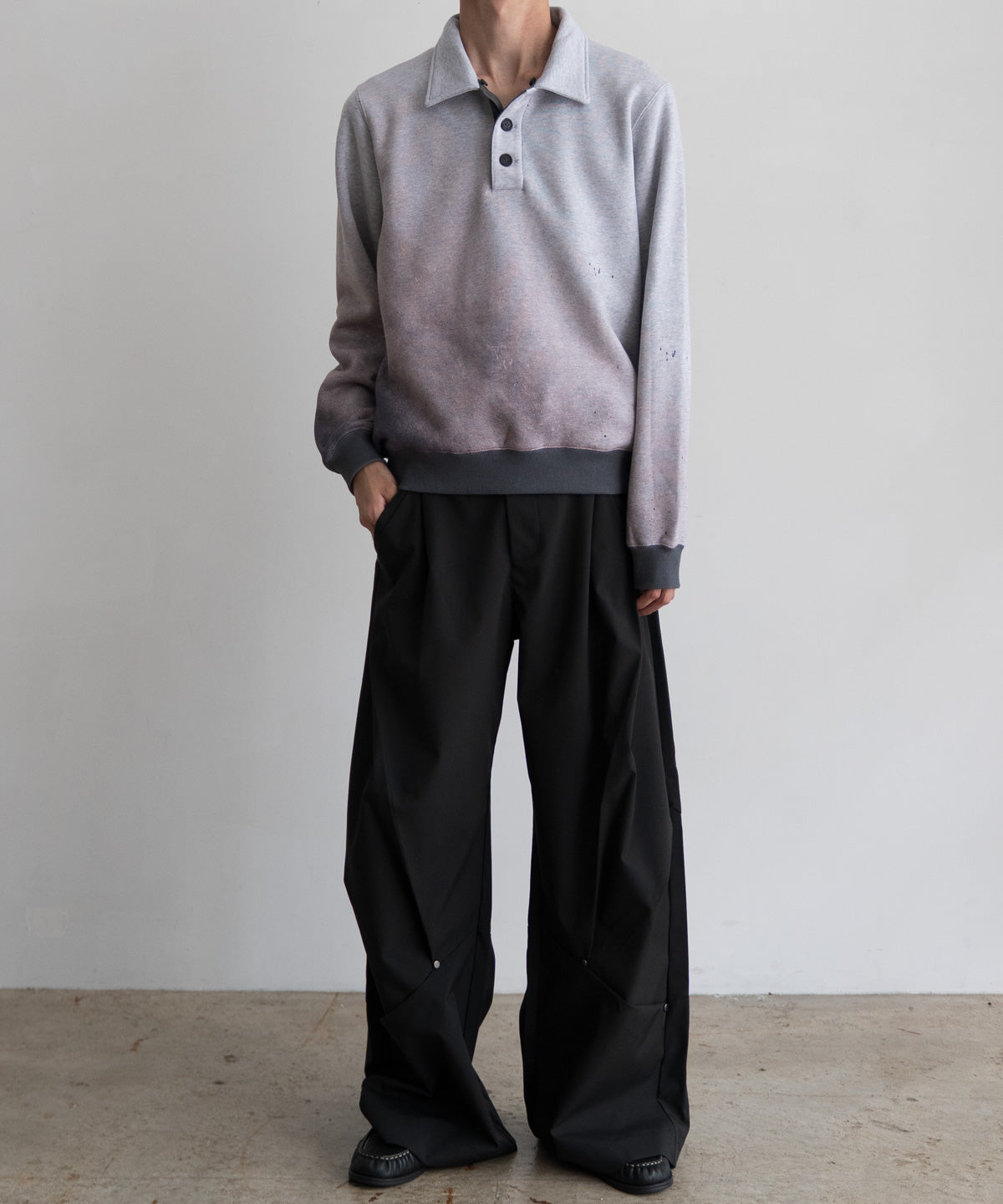 GRADATION HOODED POLO SWEATER