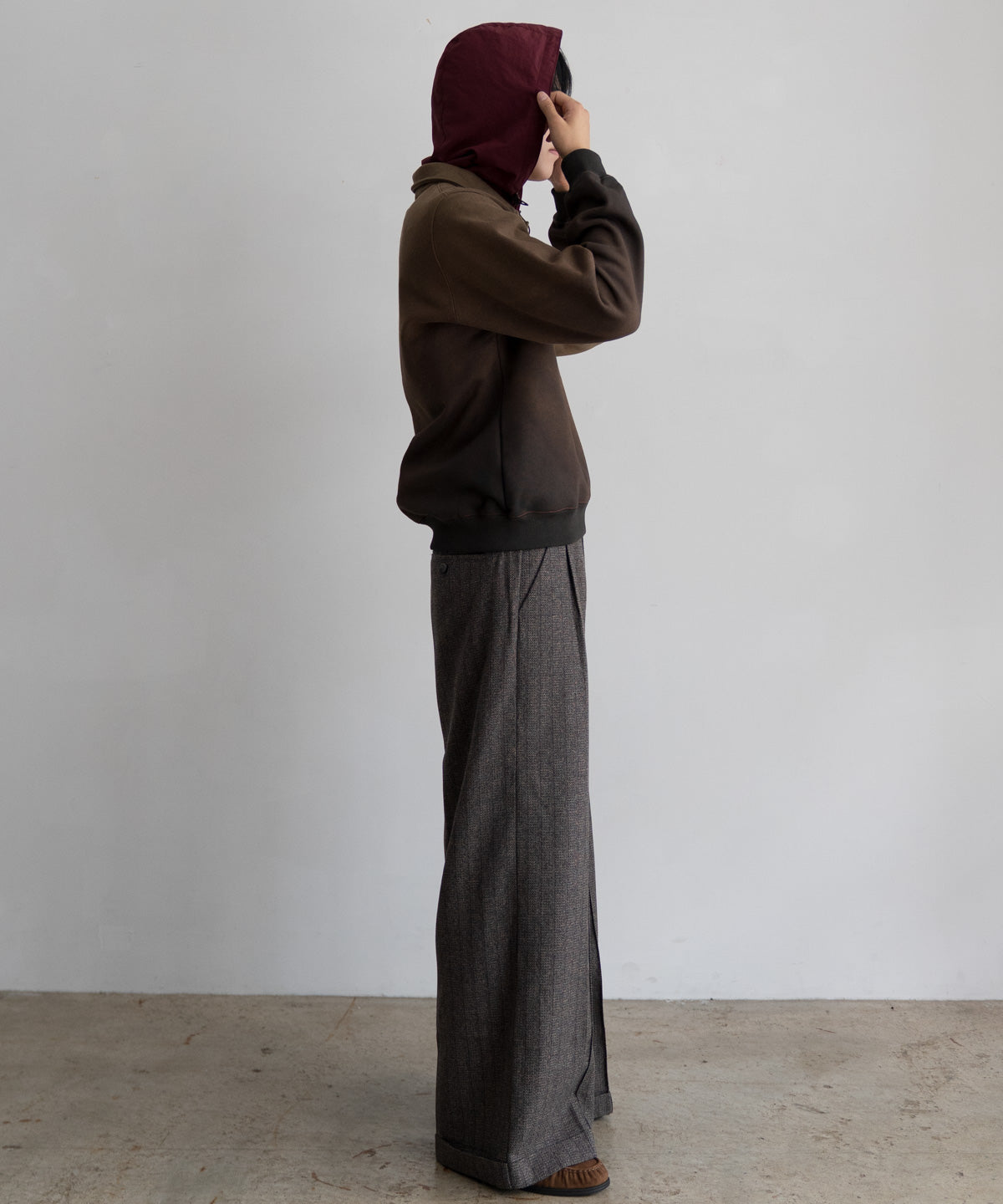 GRADATION HOODED POLO SWEATER