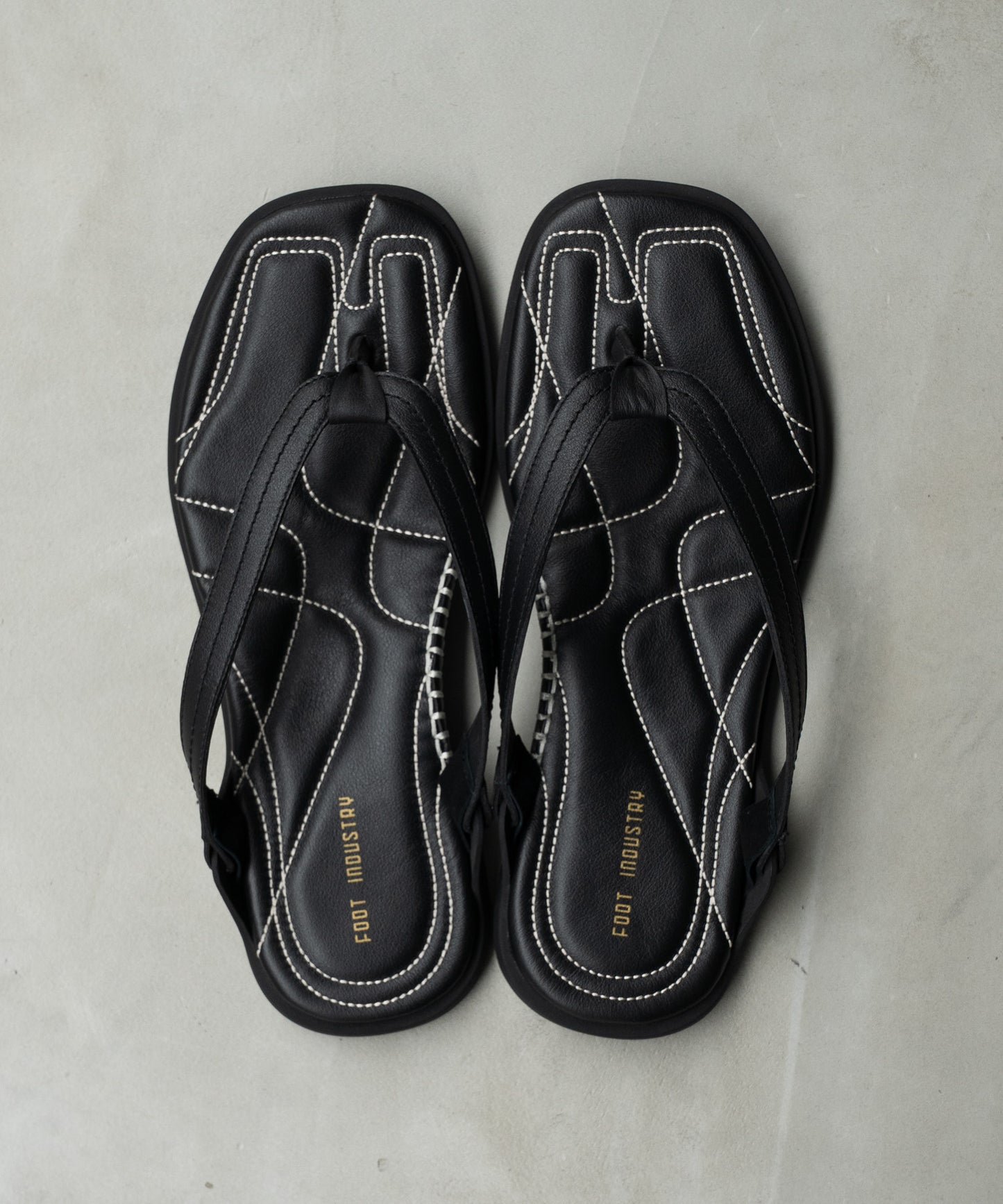 LEATHER SANDAL