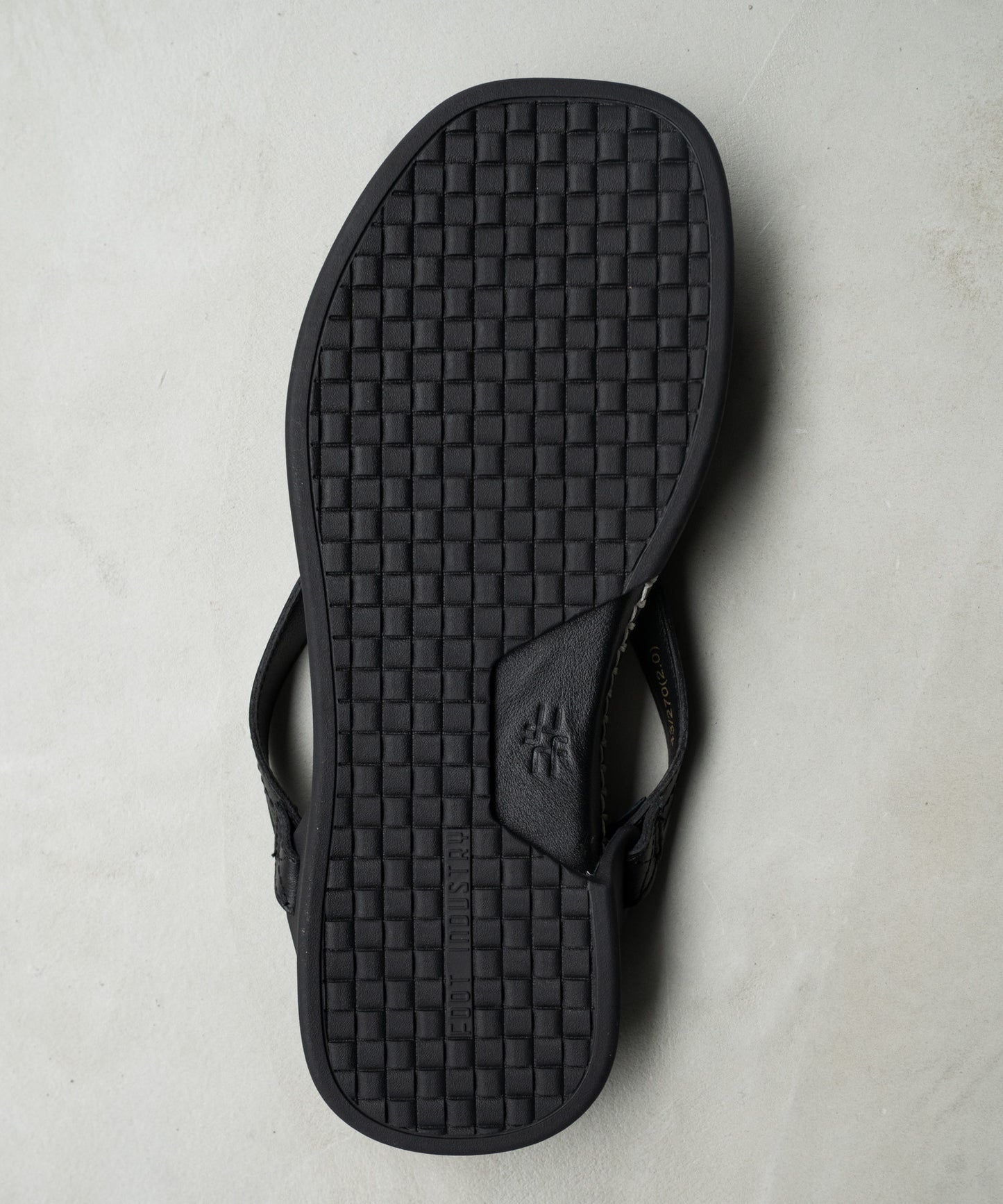 LEATHER SANDAL