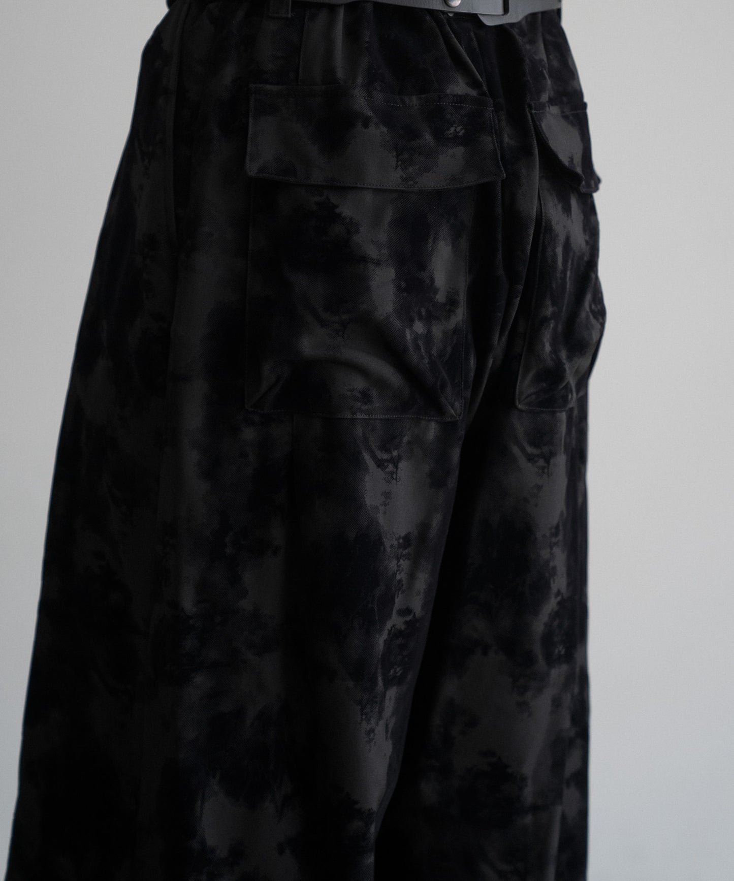 FLOCKY PRINT BAGGY PANTS