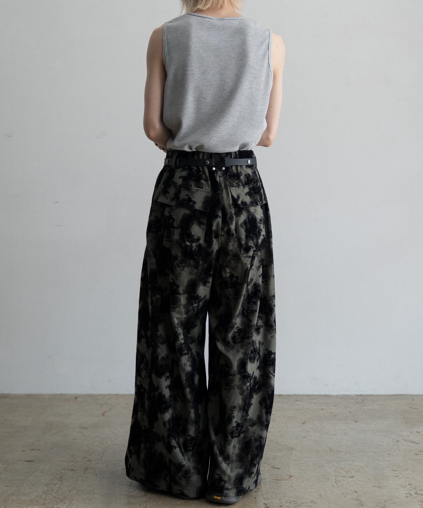FLOCKY PRINT BAGGY PANTS