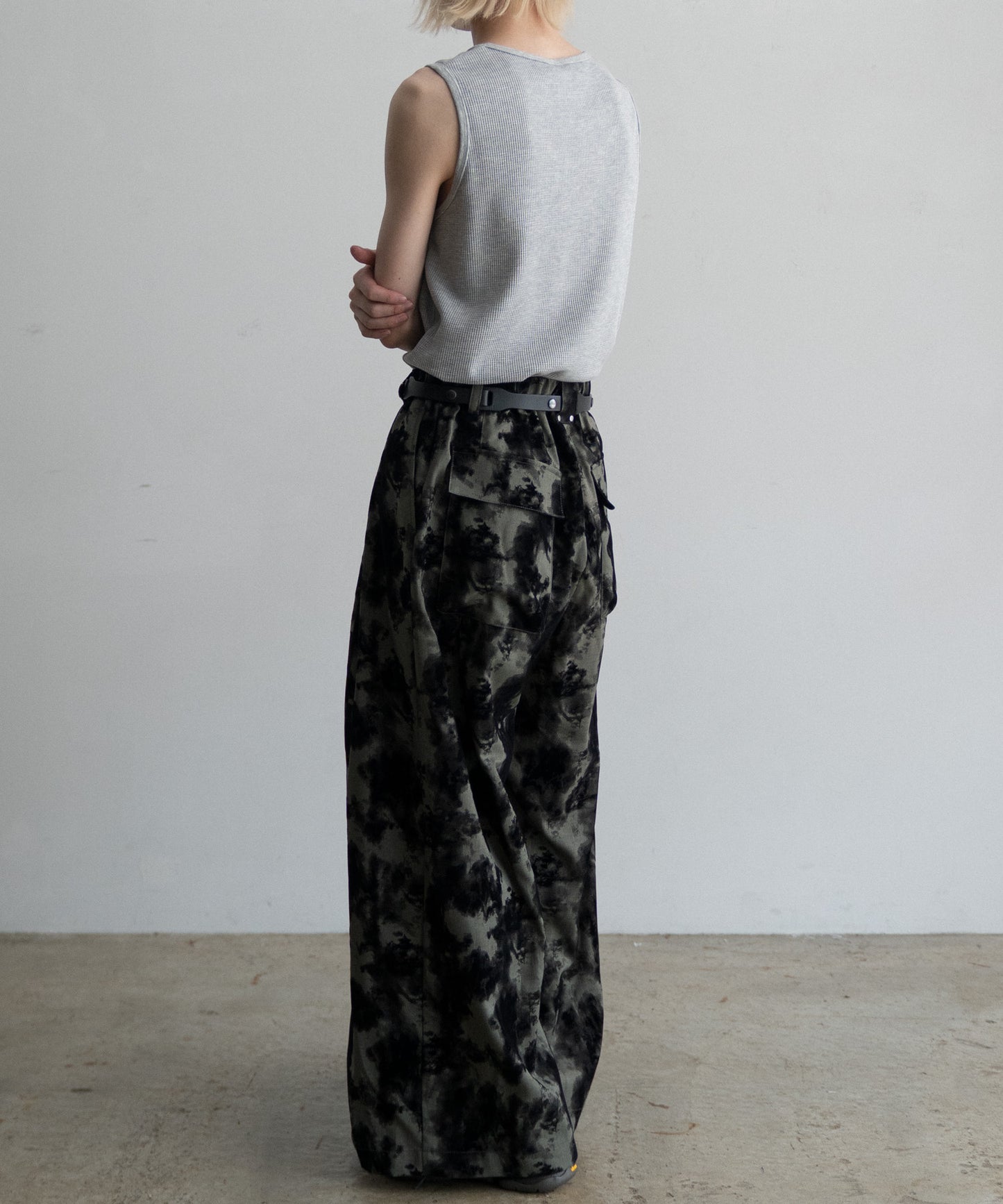 FLOCKY PRINT BAGGY PANTS