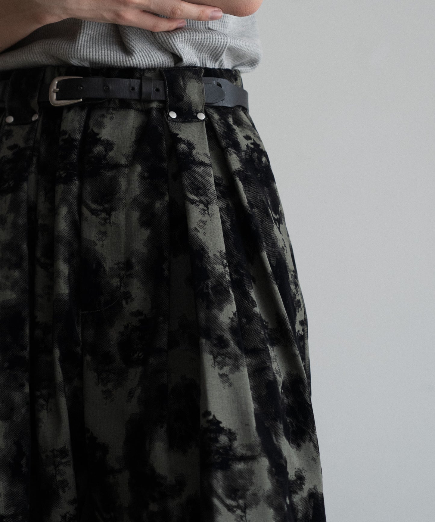 FLOCKY PRINT BAGGY PANTS