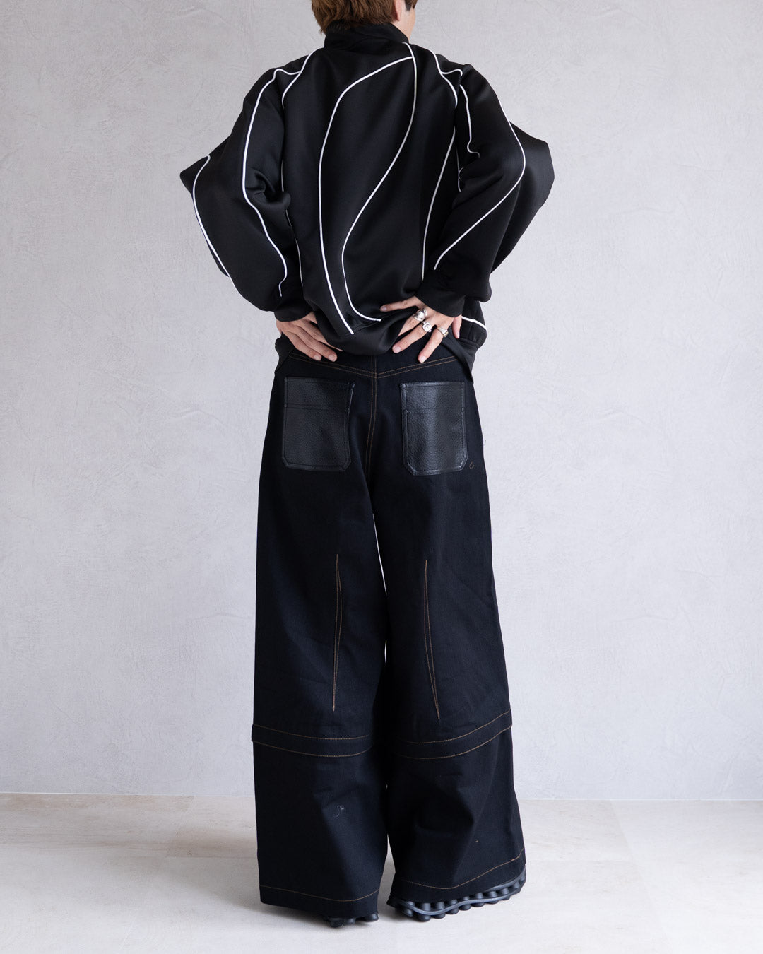 DISTORT PIPING TRACK JACKET