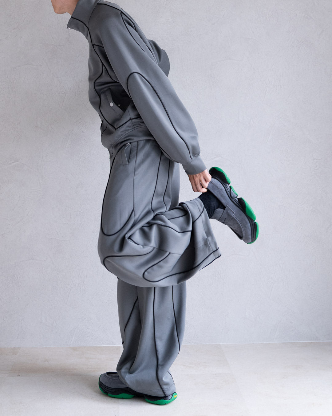 DISTORT PIPING TRACK JACKET