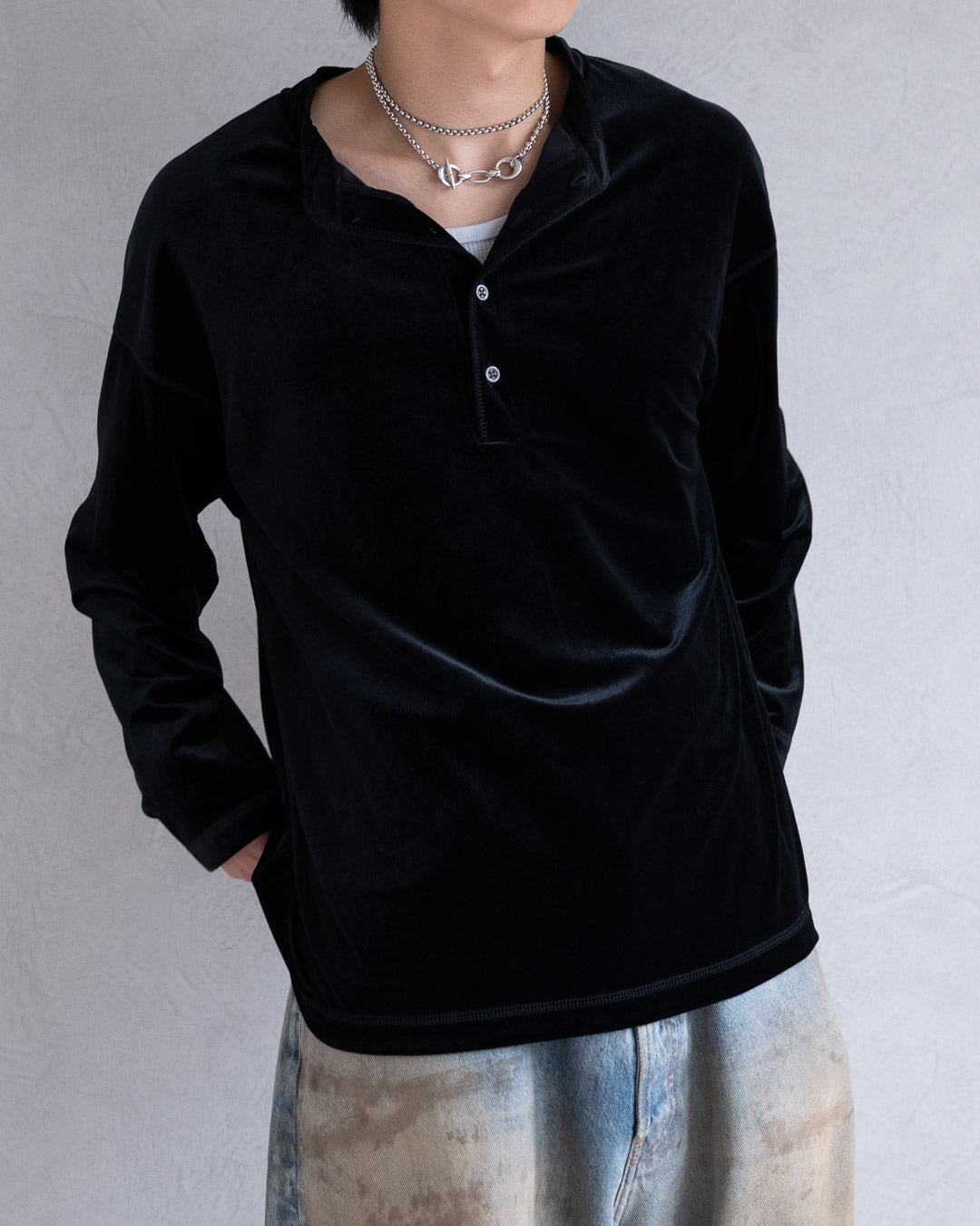 LUSH VELOUR HENLEY LS