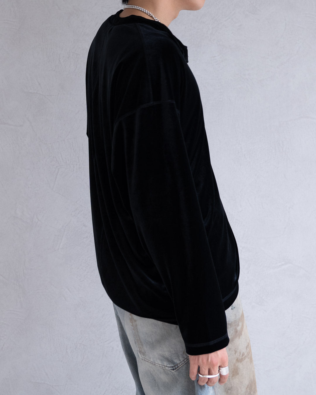 LUSH VELOUR HENLEY LS