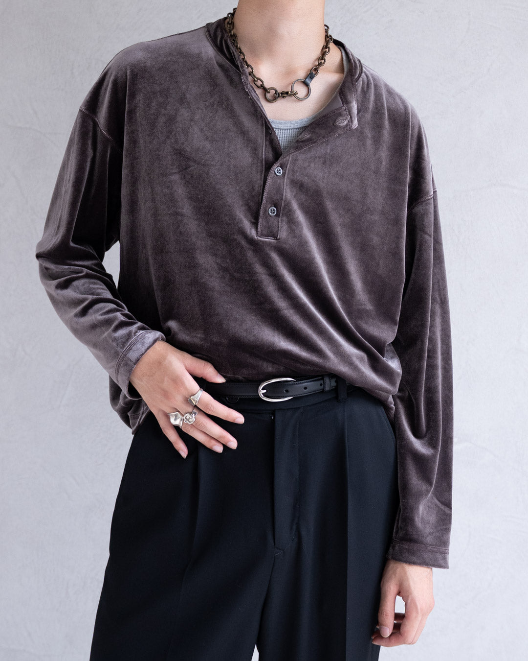 LUSH VELOUR HENLEY LS