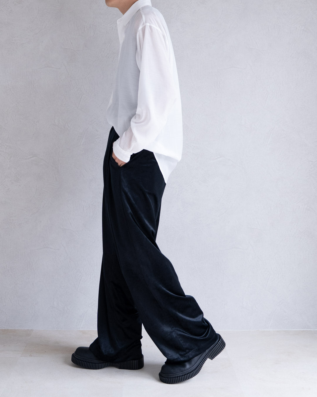 SOFT VELOUR WIDE PANTS