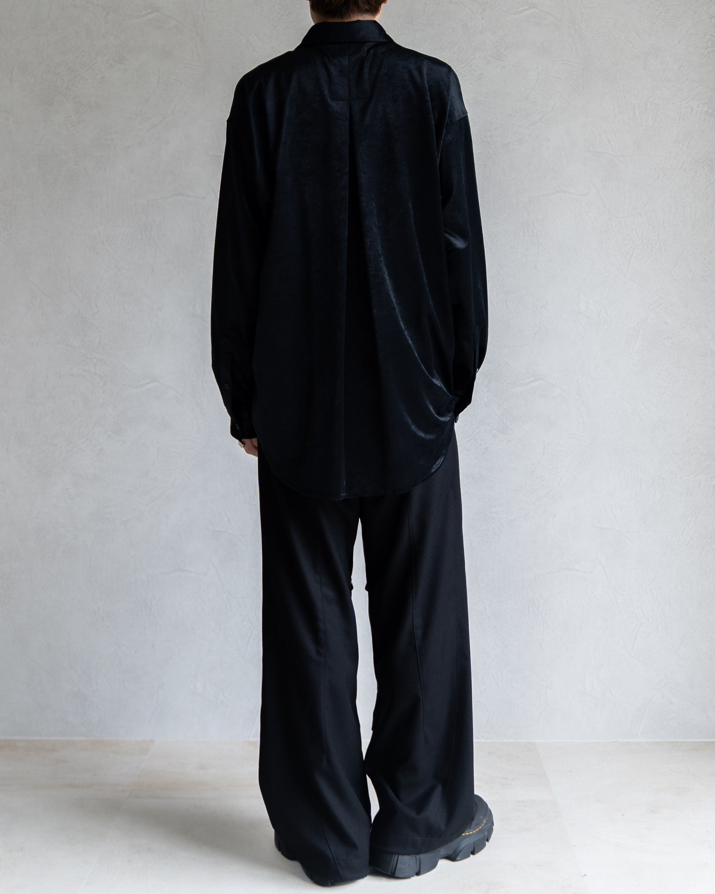 SOFT VELOUR SHIRT