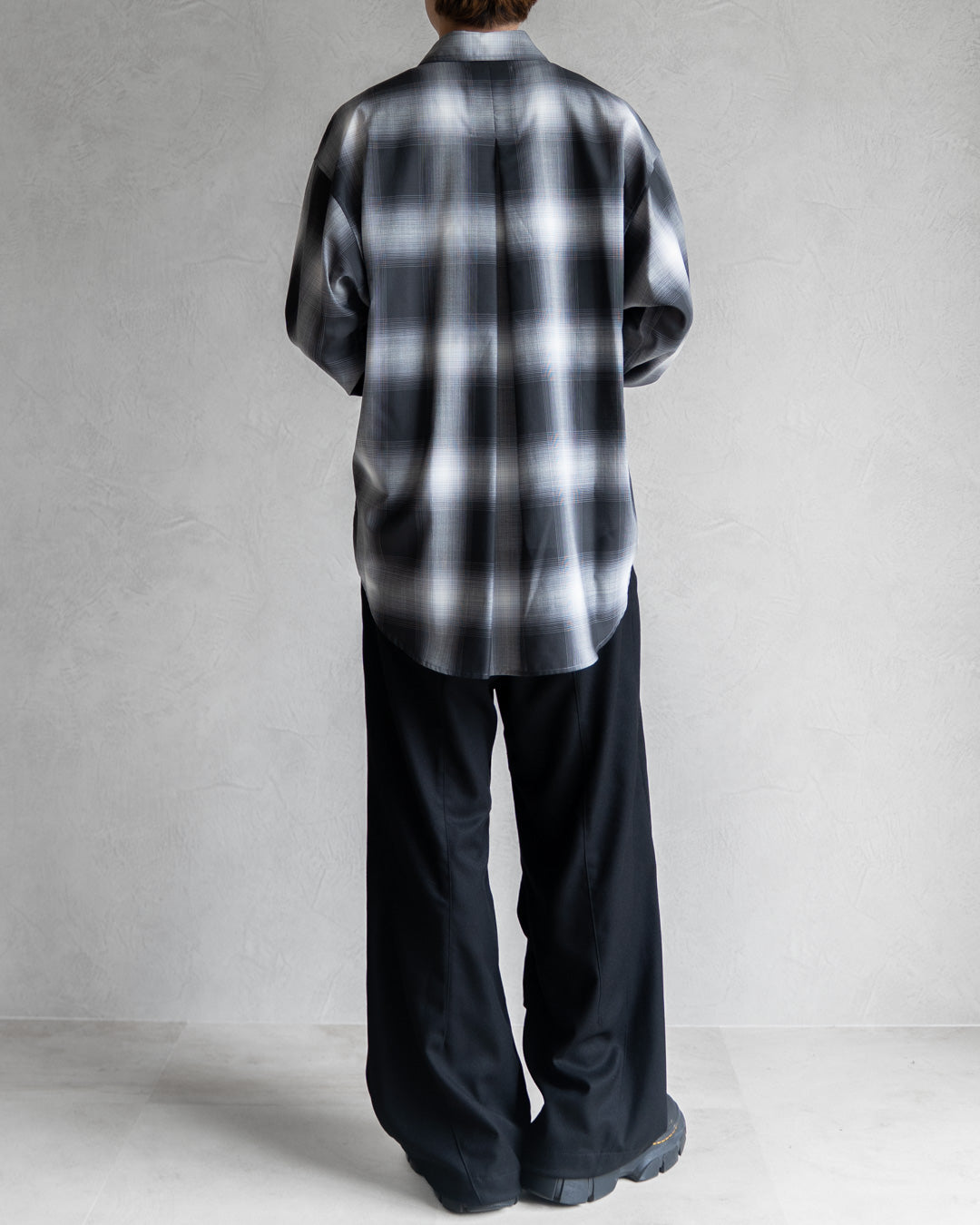 LIGHTWEIGHT OMBRE CHECK SHIRT