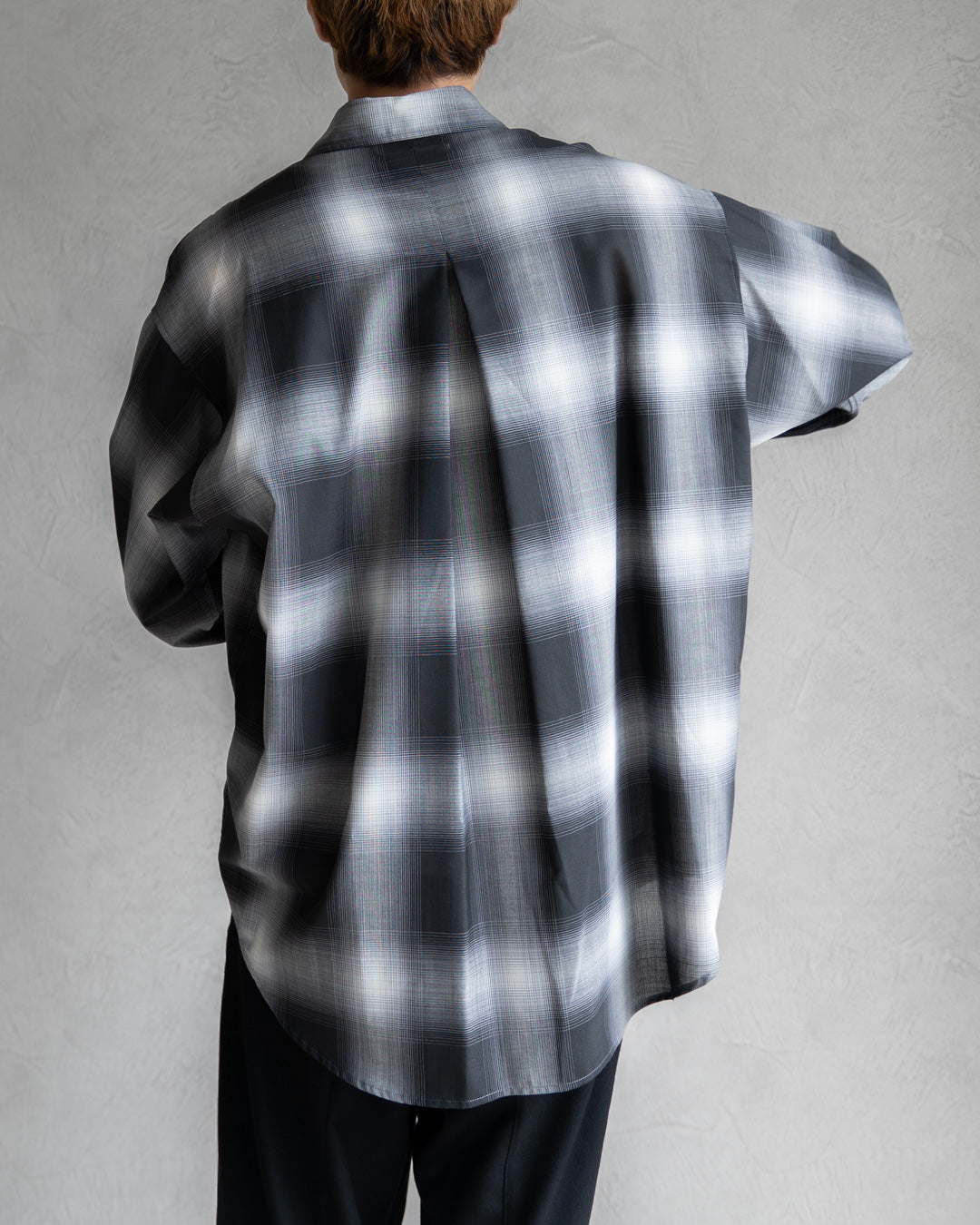 LIGHTWEIGHT OMBRE CHECK SHIRT