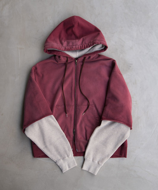RAYERED SLEELVE ZIP HOODIE