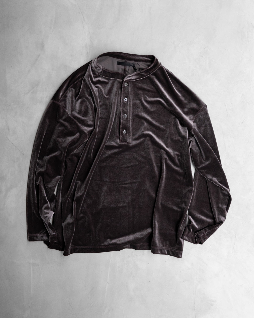 LUSH VELOUR HENLEY LS