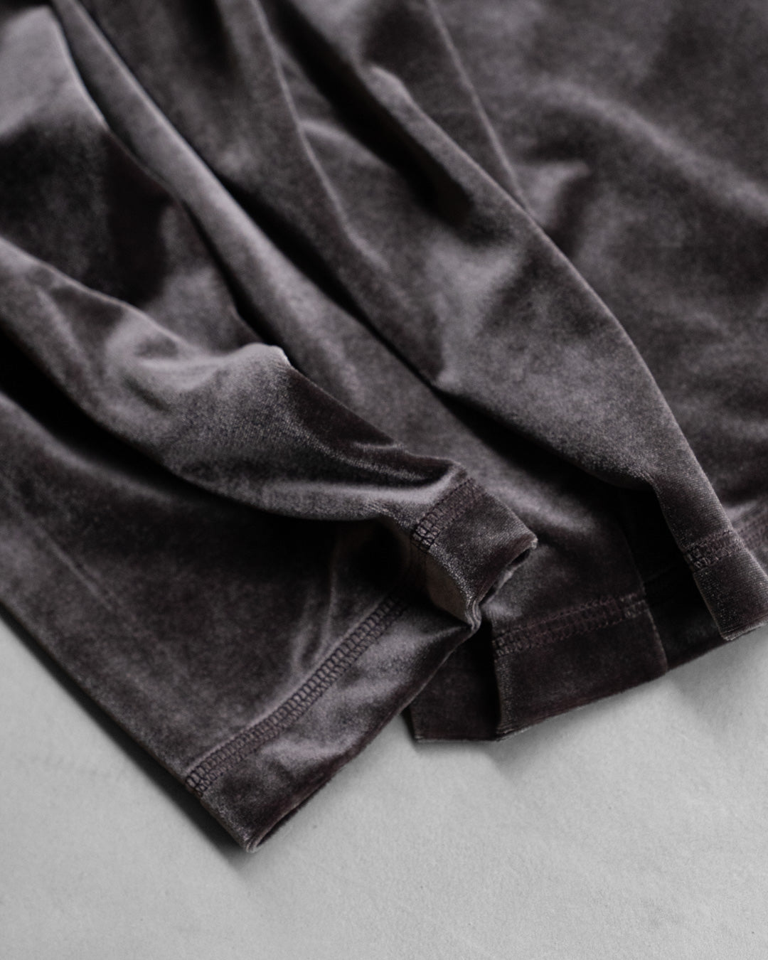 LUSH VELOUR HENLEY LS