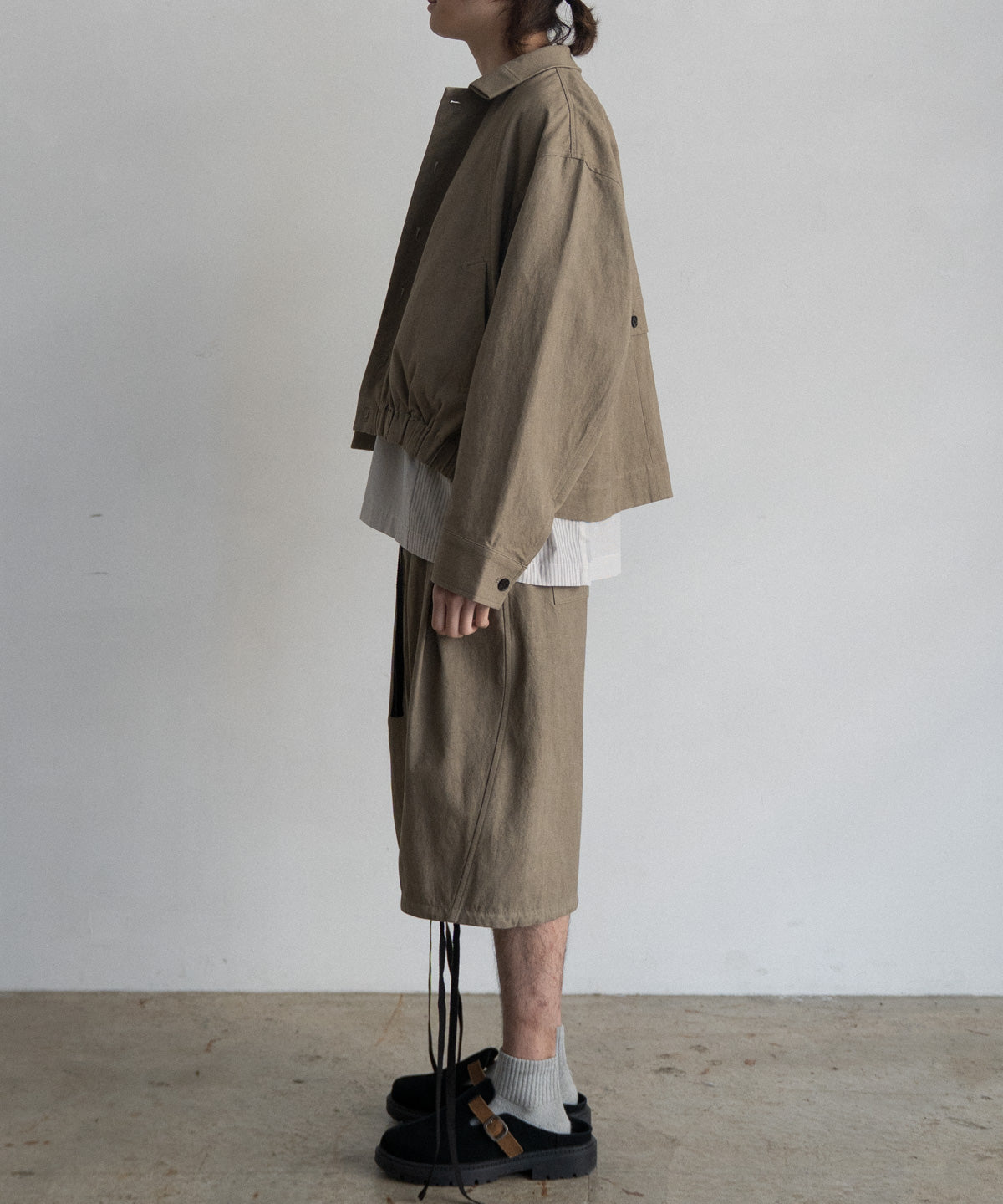 ショートブルゾン