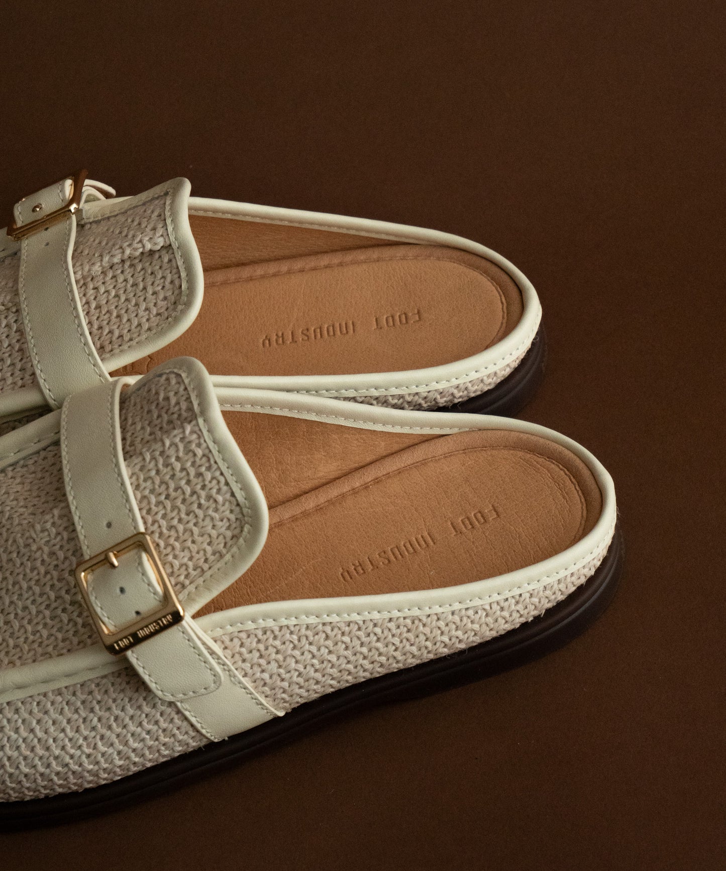 SUN LOAFER