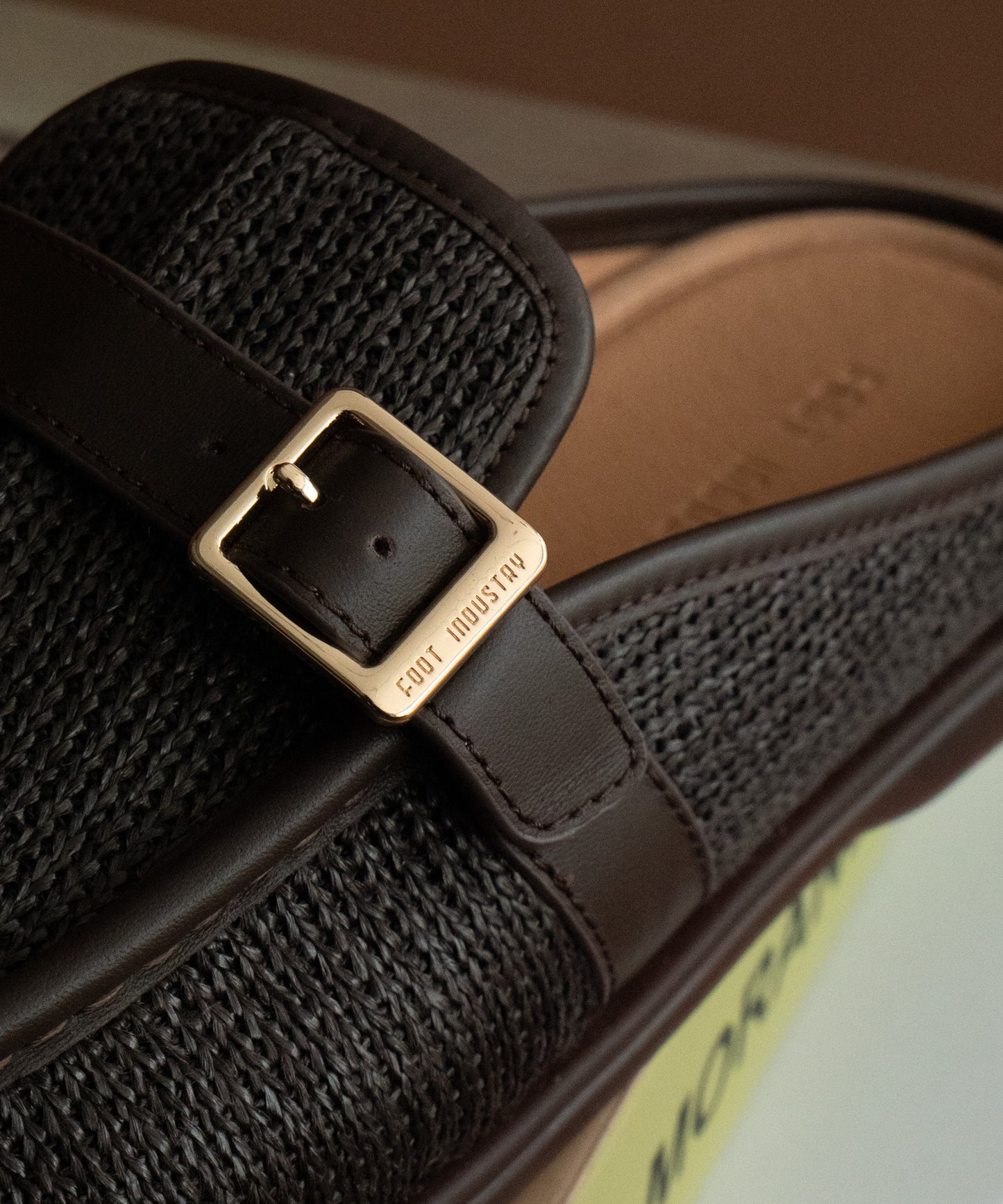 SUN LOAFER